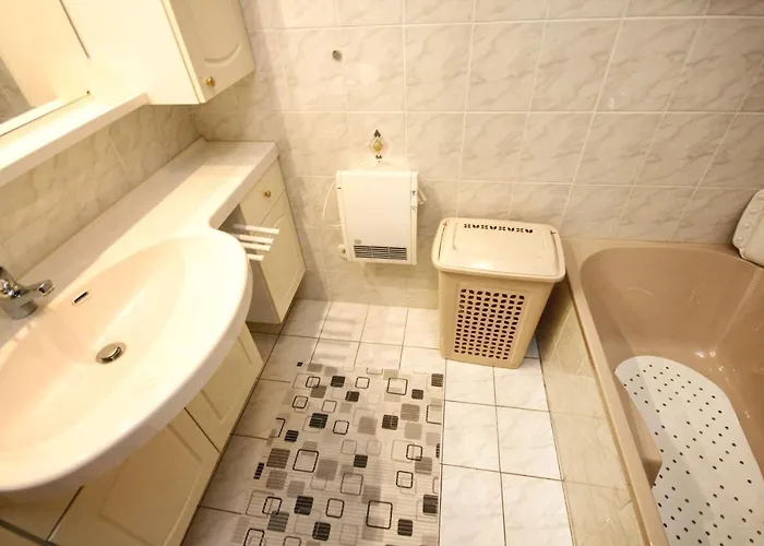 4440f Apartment Lumbarda