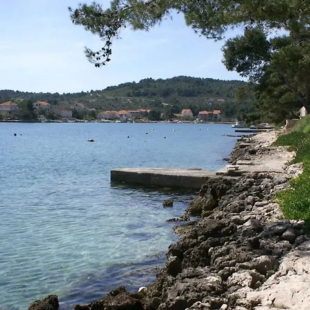 4440f Apartment Lumbarda