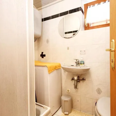 Apartment 4440f *